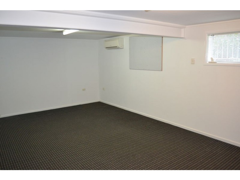 7 SPINNAKER STREET, Jamboree Heights QLD 4074