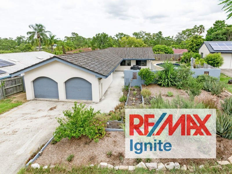 4 Reef Close, Jamboree Heights QLD 4074