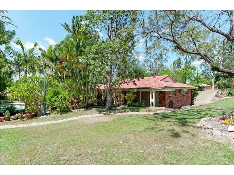 30 Balmoral Grove, Karalee QLD 4306