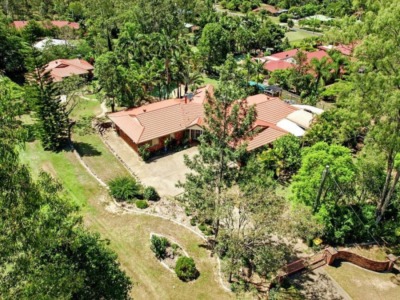 30 Balmoral Grove, Karalee QLD 4306