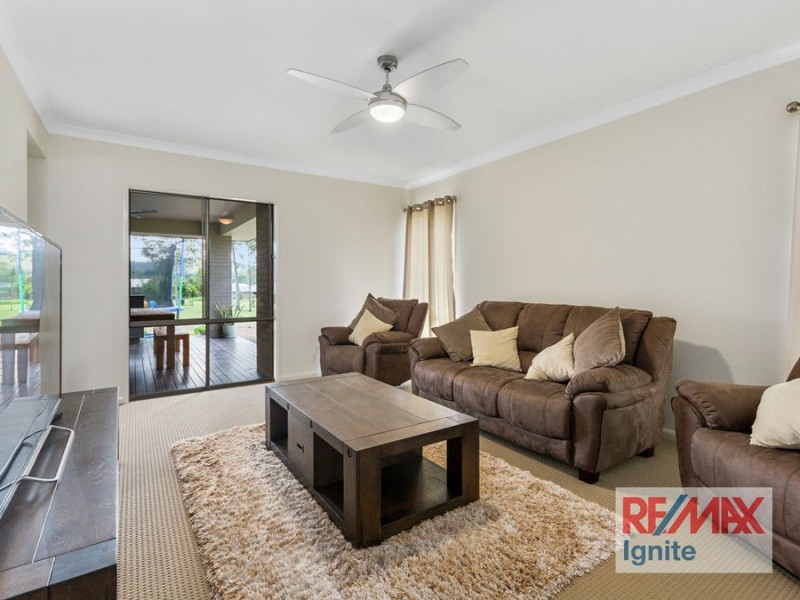 144 Diamantina Circle, Karalee QLD 4306