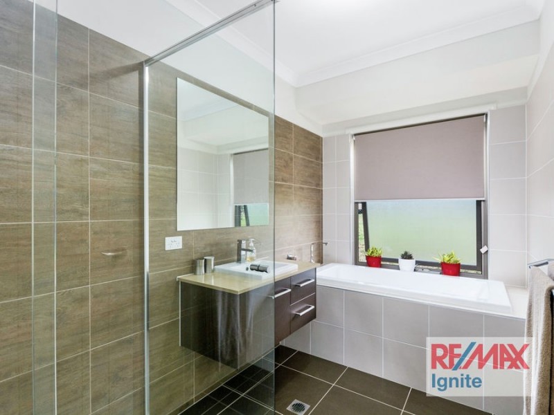 144 Diamantina Circle, Karalee QLD 4306