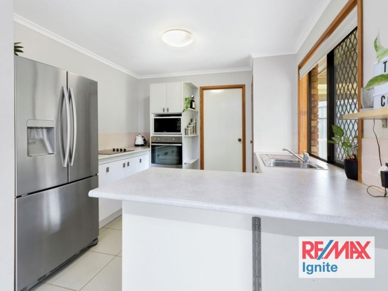 6 Pallert Street, Middle Park QLD 4074