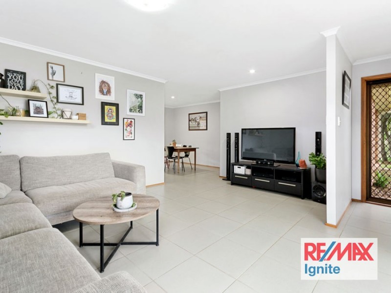 6 Pallert Street, Middle Park QLD 4074