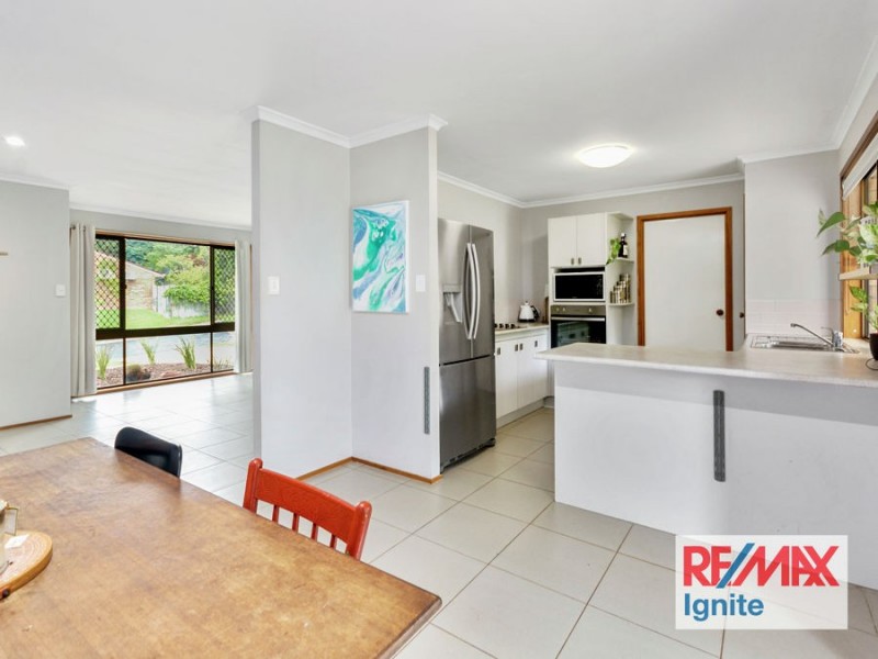 6 Pallert Street, Middle Park QLD 4074