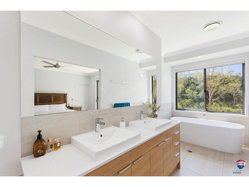 38 Baradine close, Karalee QLD 4306