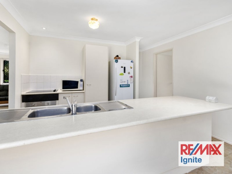 8 Brushwood Court, Camira QLD 4300