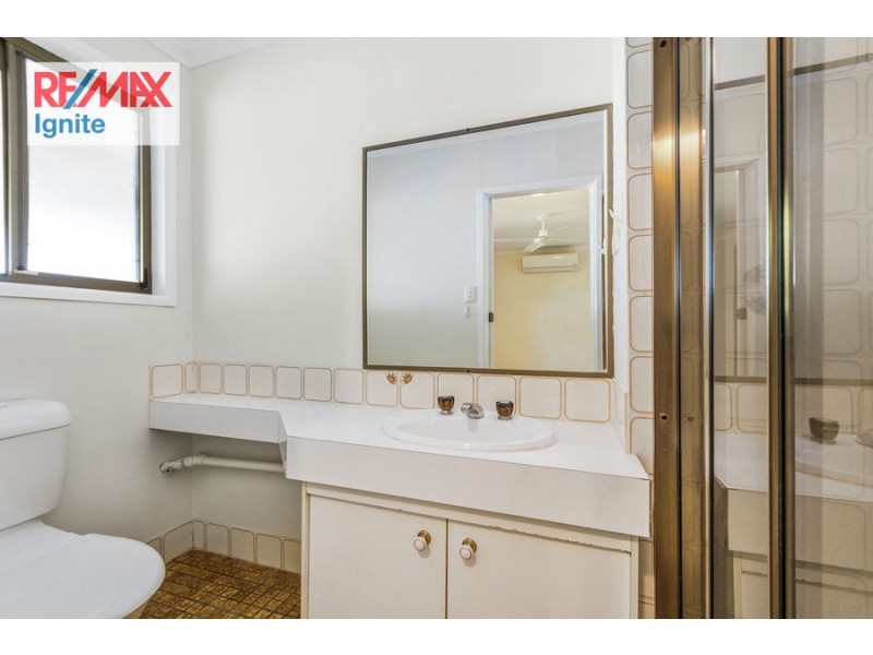 56 Hazelton Street, Riverhills QLD 4074