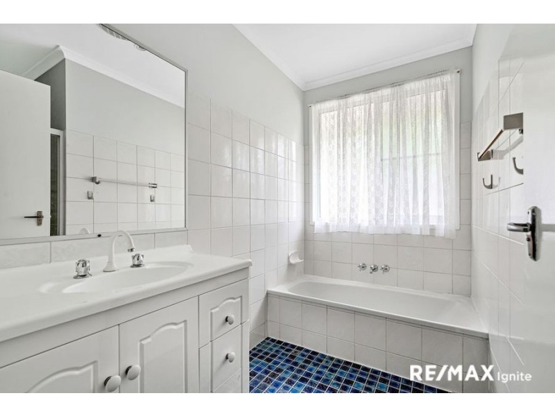 25 Andaman Street, Jamboree Heights QLD 4074