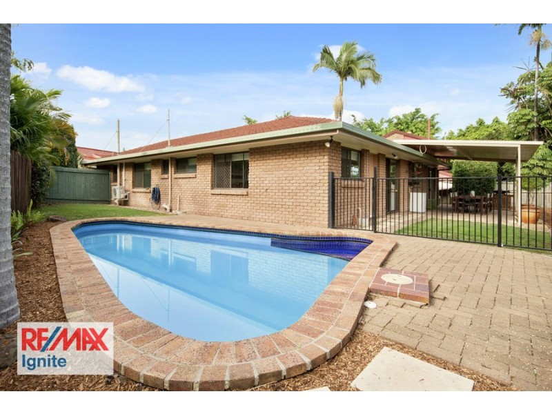 25 Athos Street, Riverhills QLD 4074