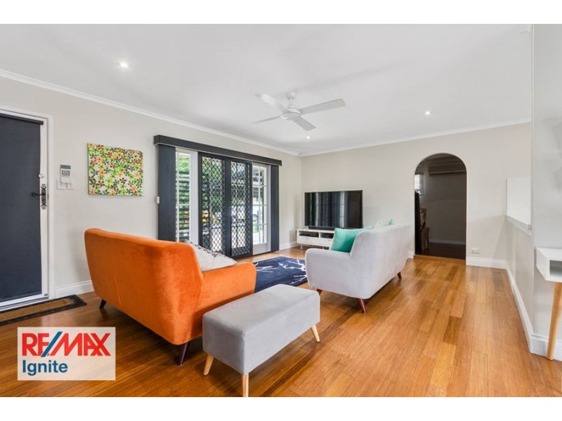 6 Tigris Street, Riverhills QLD 4074