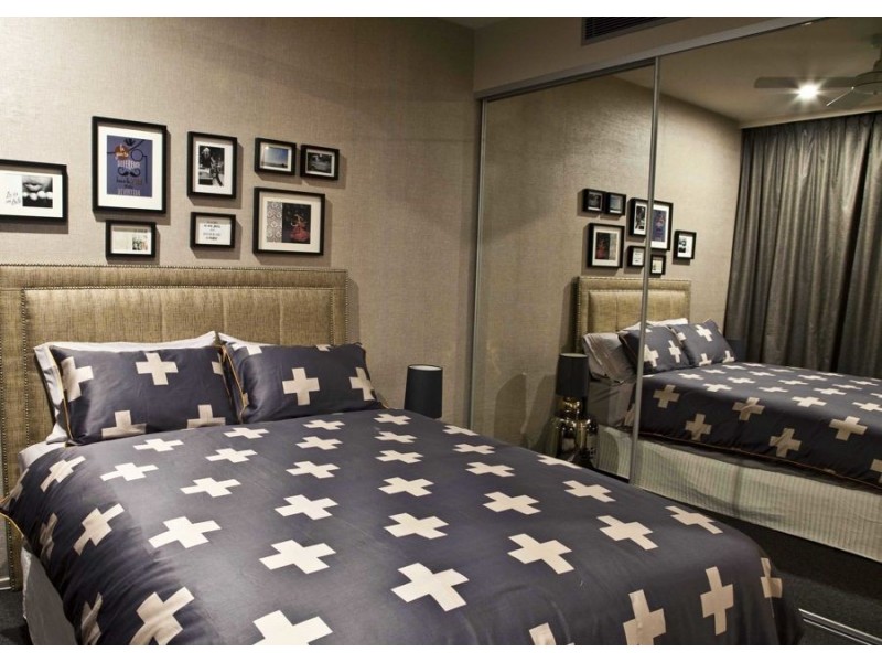 8/19 Rosegln Street, Greenslopes QLD 4120