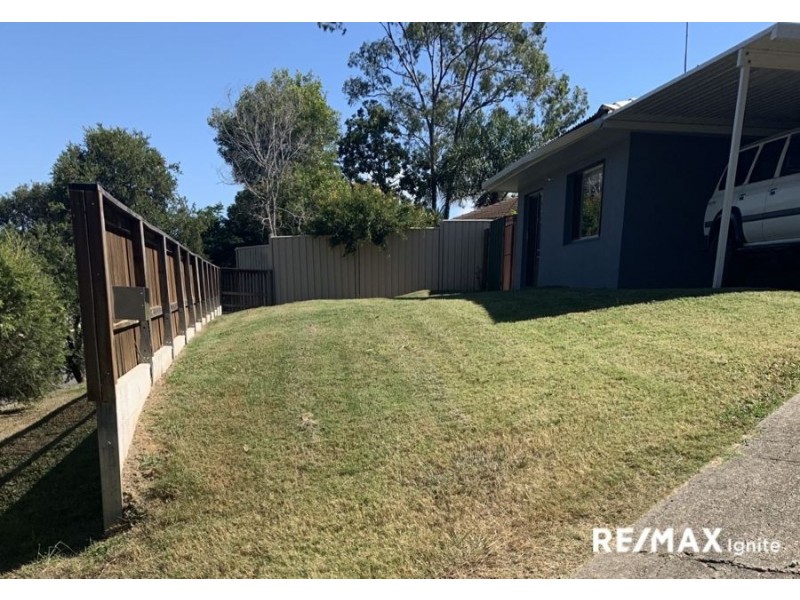 3 Zeil Street, Riverhills QLD 4074