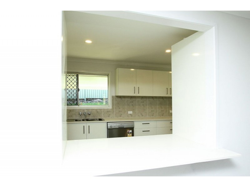 3 Zeil Street, Riverhills QLD 4074