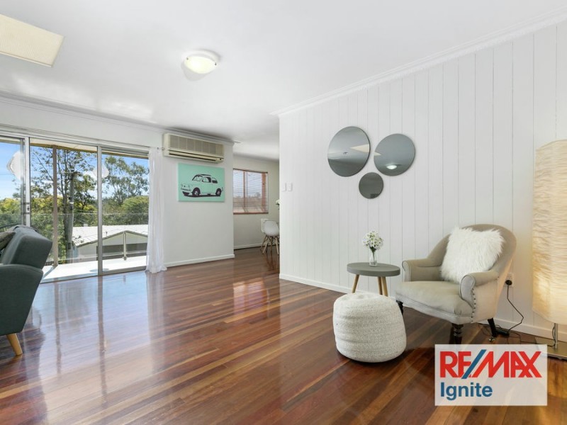 33 ARAKOOLA STREET, Jindalee QLD 4074