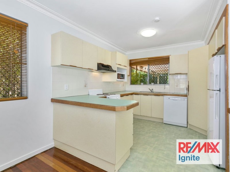 33 ARAKOOLA STREET, Jindalee QLD 4074