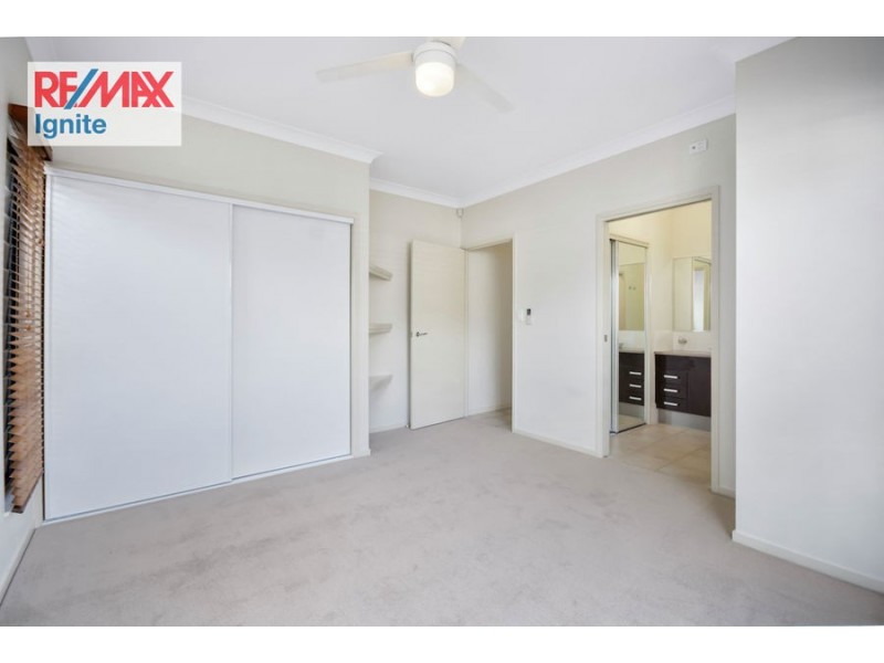 9 GIPPSLAND CIRCUIT, Forest Lake QLD 4078