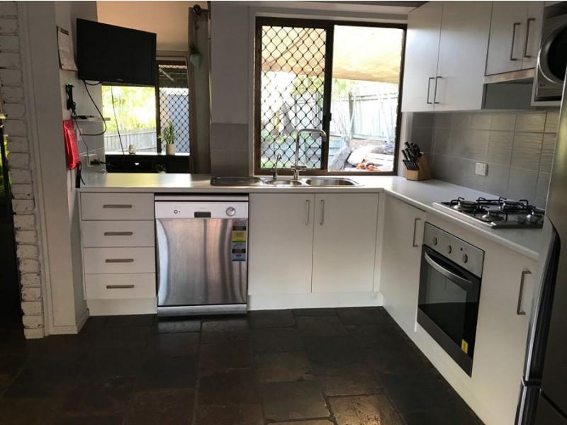 143 Sumners Road, Jamboree Heights QLD 4074