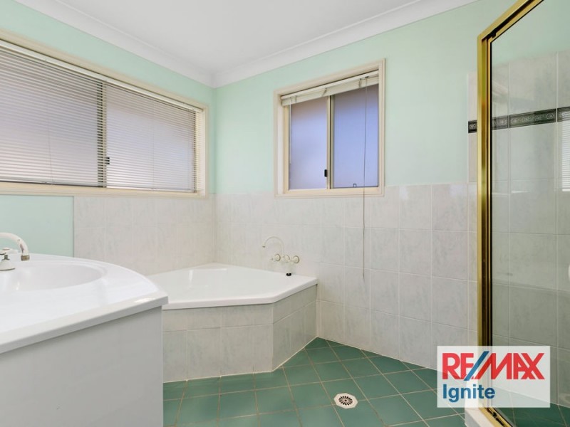 16 Kaboora Crescent, Westlake QLD 4074