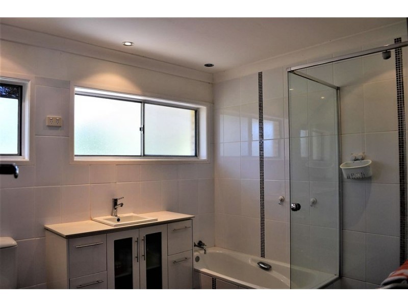 83 CURRAGUNDI ROAD, Jindalee QLD 4074