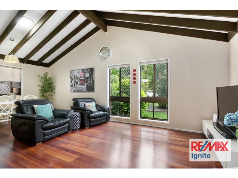 6 Shasta Close, Westlake QLD 4074