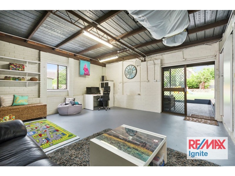 6 Shasta Close, Westlake QLD 4074