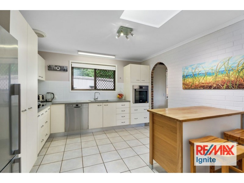 6 Shasta Close, Westlake QLD 4074