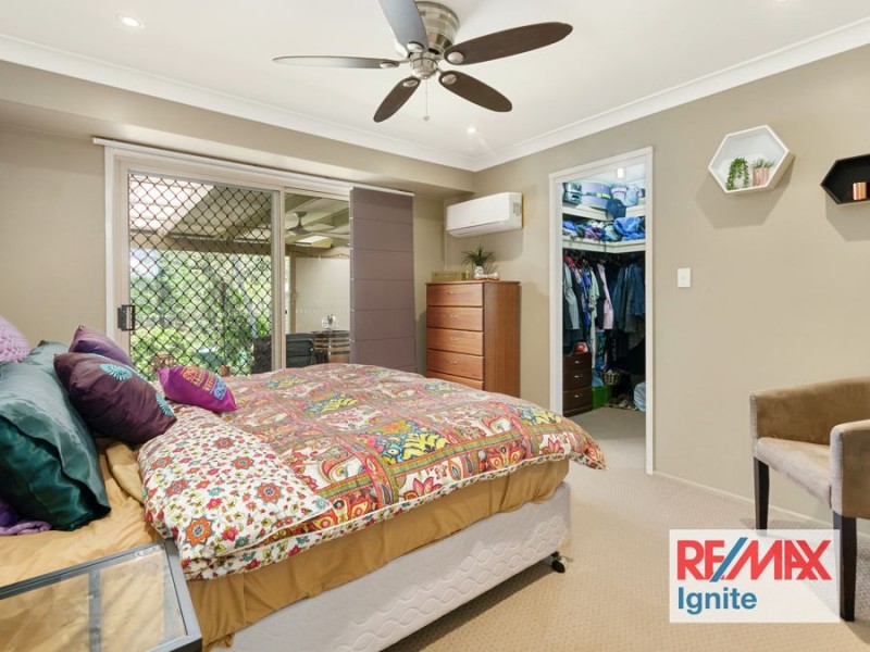 154 College Road, Karana Downs QLD 4306