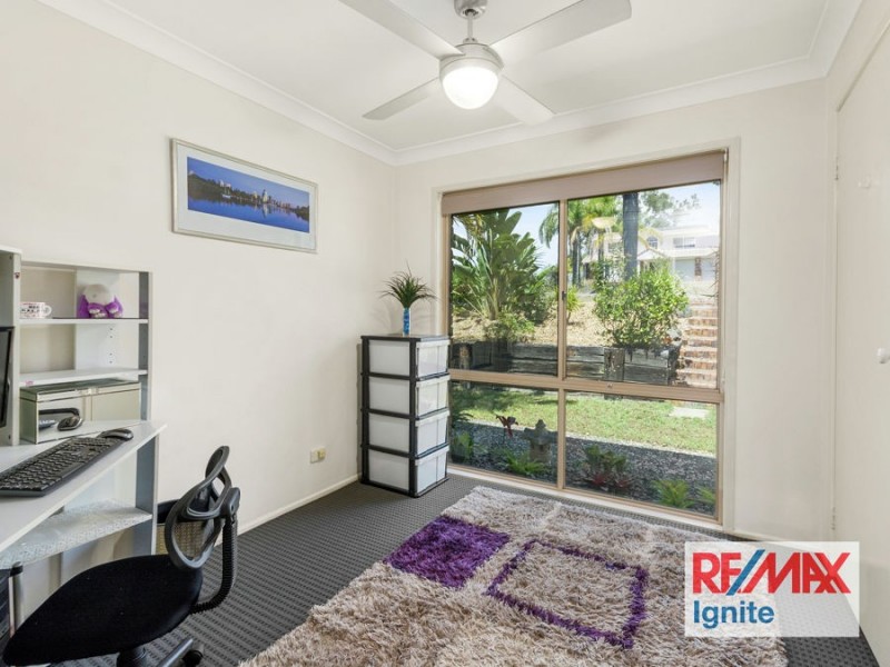 154 College Road, Karana Downs QLD 4306