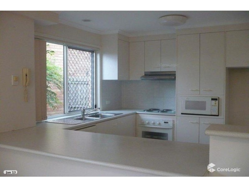 UNIT 2/1 ABLE SMITH CRESCENT, Mount Ommaney QLD 4074