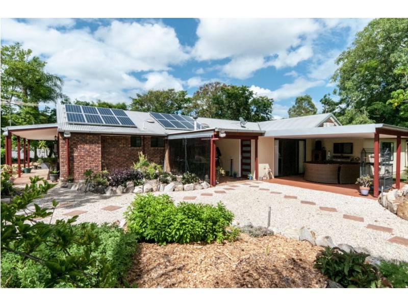 87 South Queensborough Parade, Karalee QLD 4306