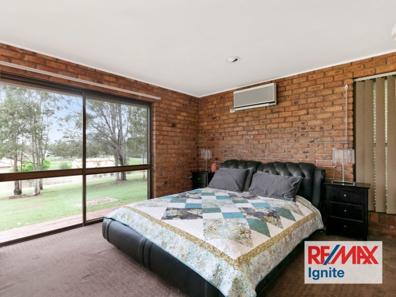 8 Lyndon Way, Karalee QLD 4306