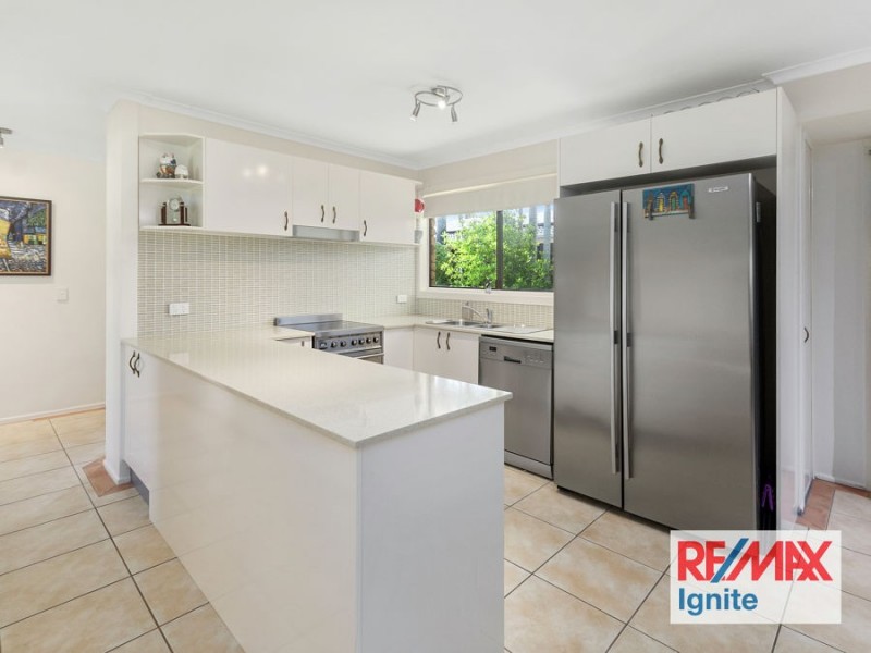 1 Kooralla Court, Karana Downs QLD 4306