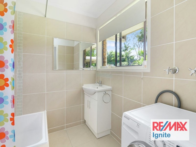 1 Kooralla Court, Karana Downs QLD 4306