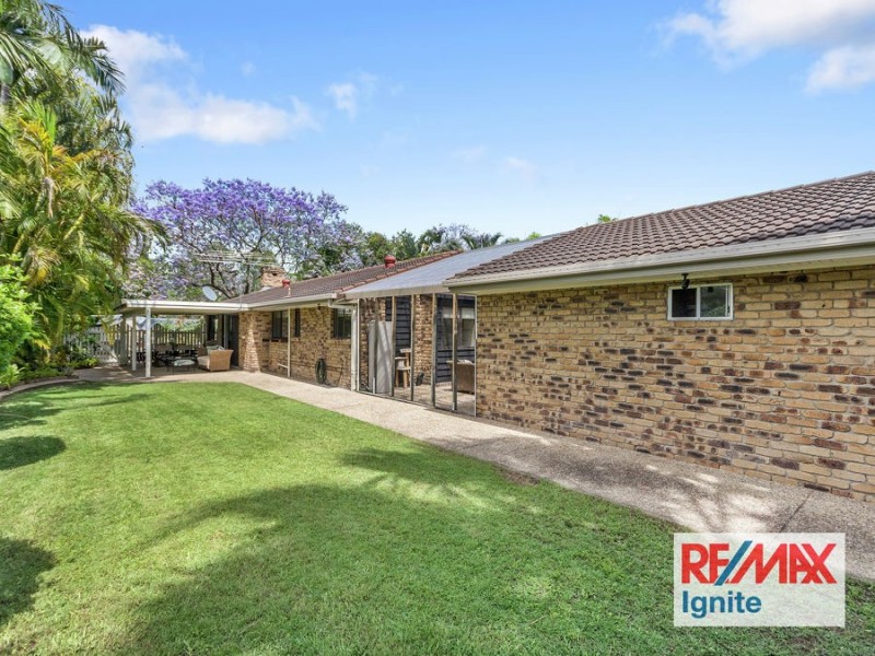 1 Kooralla Court, Karana Downs QLD 4306