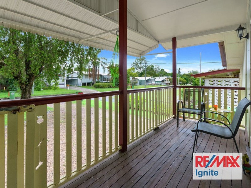 1 Cross Street, Raceview QLD 4305