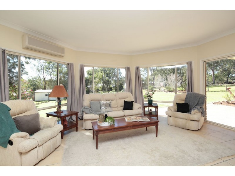 33-35 Sovereign Strait, Karalee QLD 4306