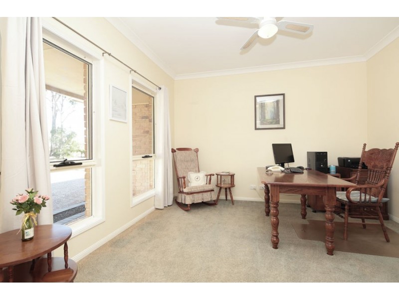 33-35 Sovereign Strait, Karalee QLD 4306