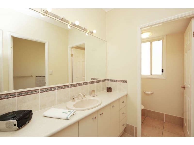 33-35 Sovereign Strait, Karalee QLD 4306