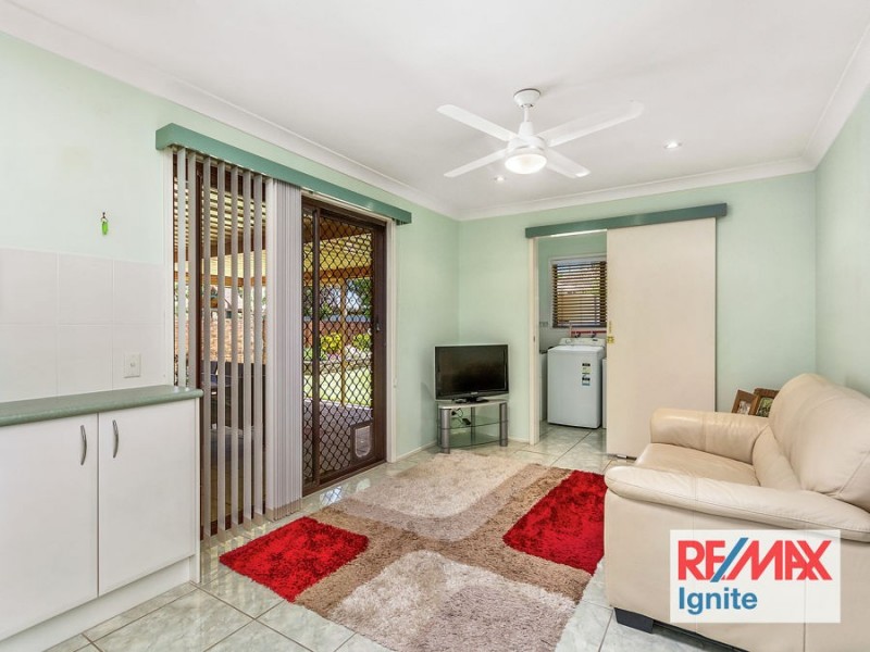 19 LODDON STREET, Riverhills QLD 4074