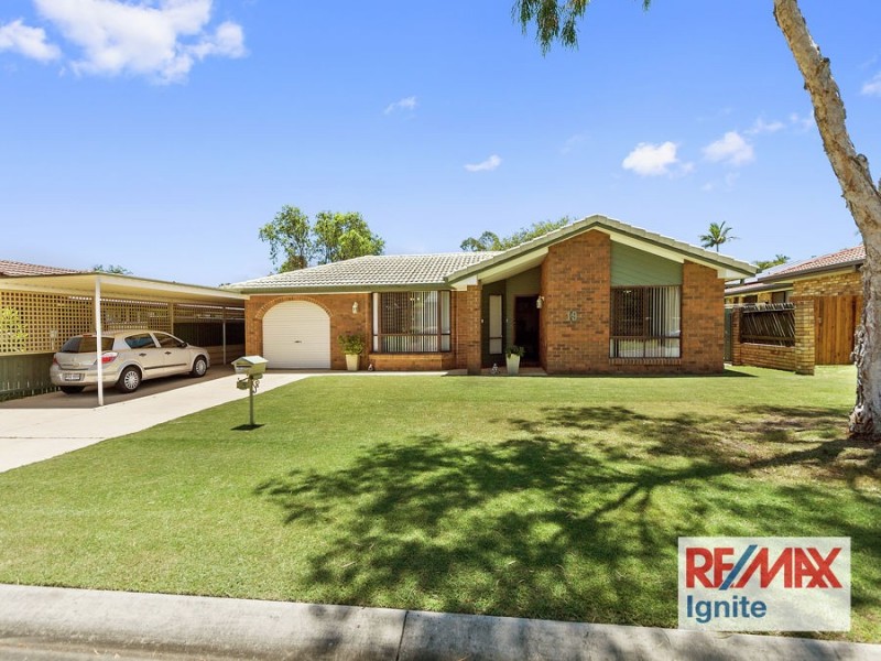 19 LODDON STREET, Riverhills QLD 4074