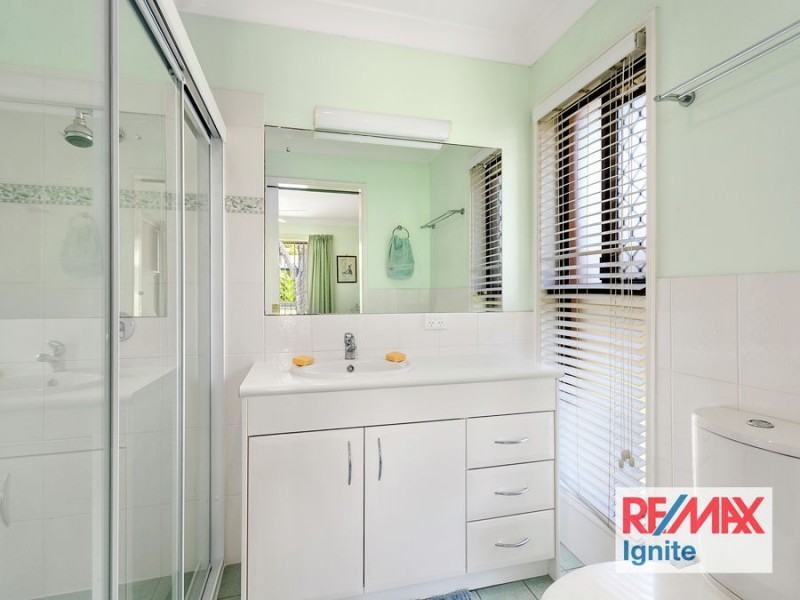 19 LODDON STREET, Riverhills QLD 4074