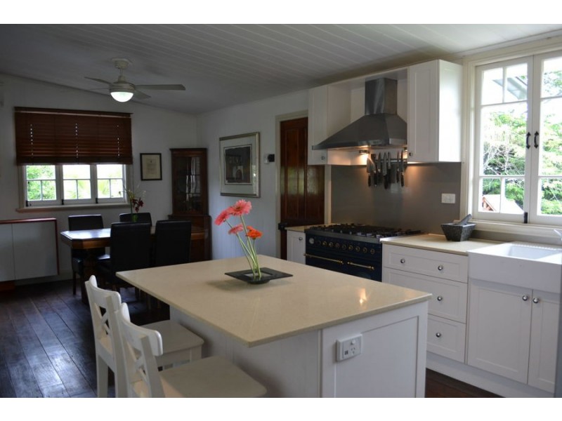 38 Cribb Street, Sadliers Crossing QLD 4305