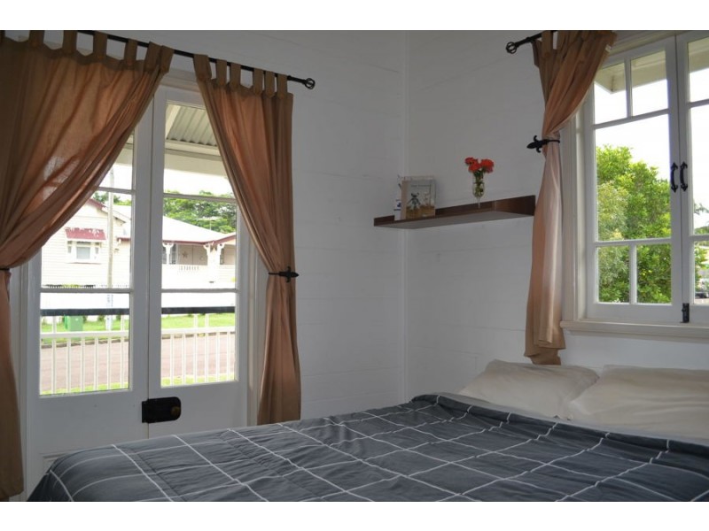 38 Cribb Street, Sadliers Crossing QLD 4305