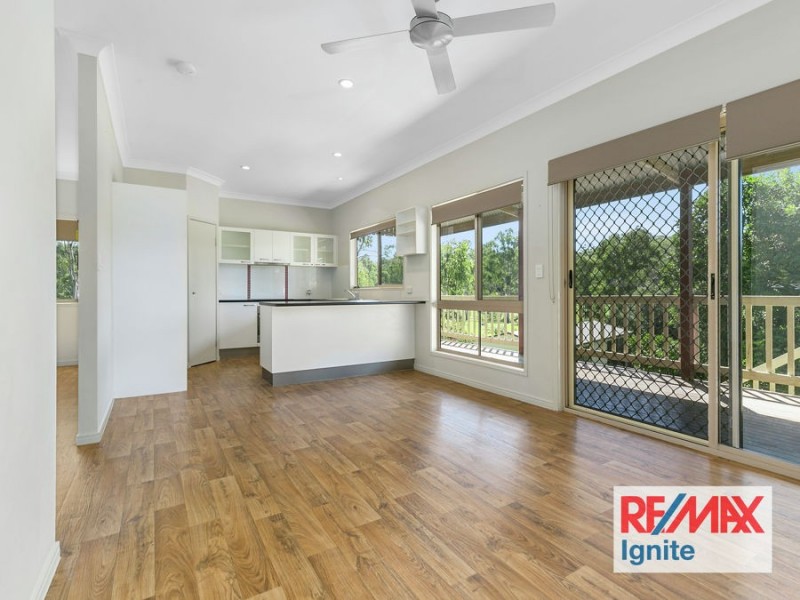 34 Queensborough Parade, Karalee QLD 4306