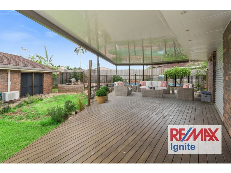 9 Apunya Close, Riverhills QLD 4074