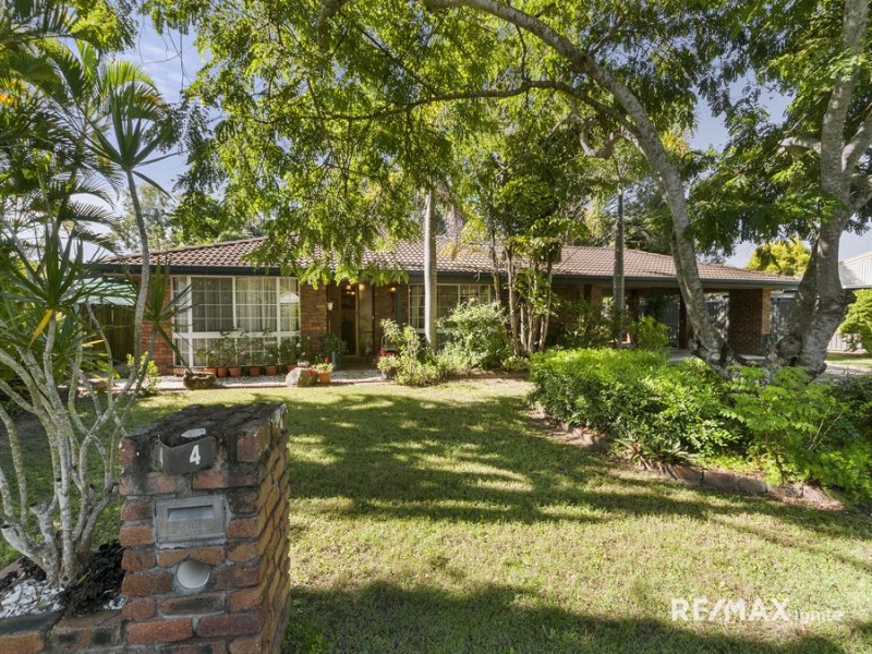 4 Koonawarra Court, Karana Downs QLD 4306