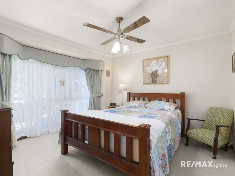 4 Koonawarra Court, Karana Downs QLD 4306