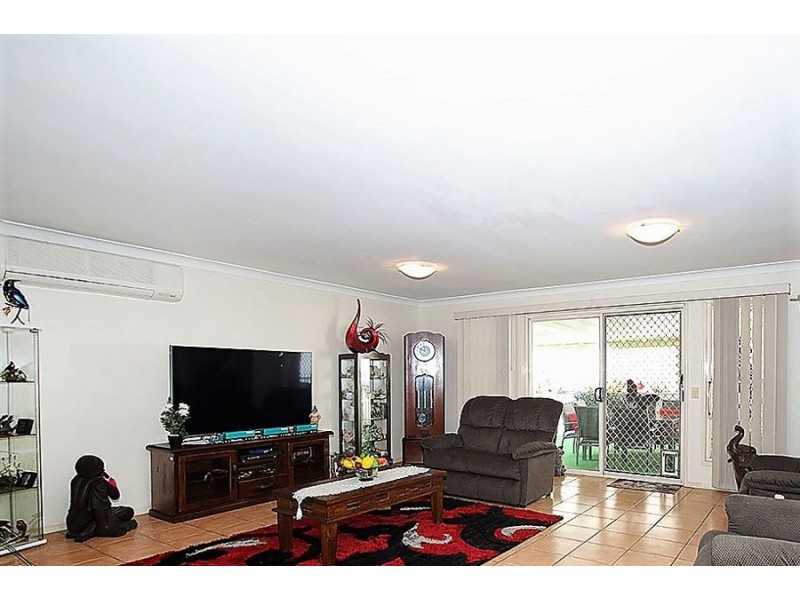 18 Paton Crescent, Forest Lake QLD 4078