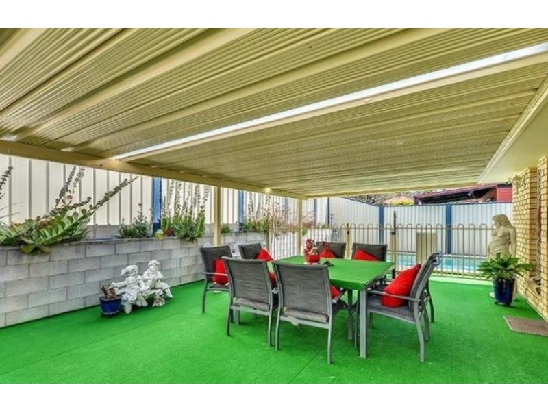 18 Paton Crescent, Forest Lake QLD 4078